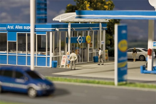 Preview: ARAL-Tankstelle